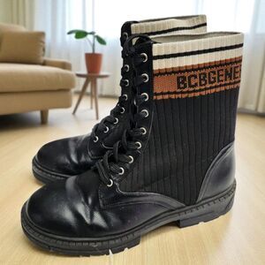 BCBGenerations Tassie Combat Boot Womens 7.5 Black Brown Sock Lace-up Lug Sole